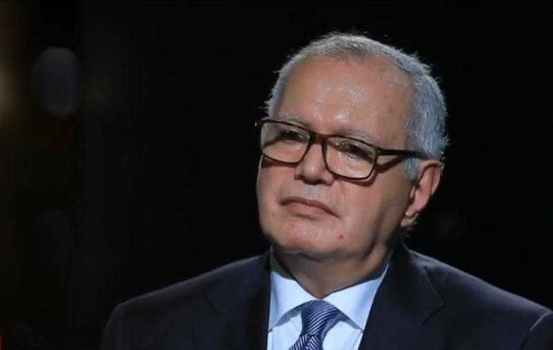 مساعد وزير الخارجية الأسبق: «مصر بحاجة إلى قبطان يعبر بسفينة البلاد لبر الأمان».. فيديو