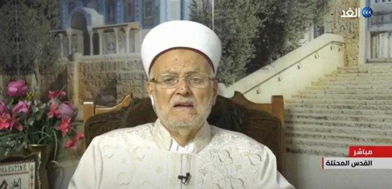 عكرمة صبري: المسجد الأقصى تحول إلى ثكنة عسكرية لليهود - فيديو