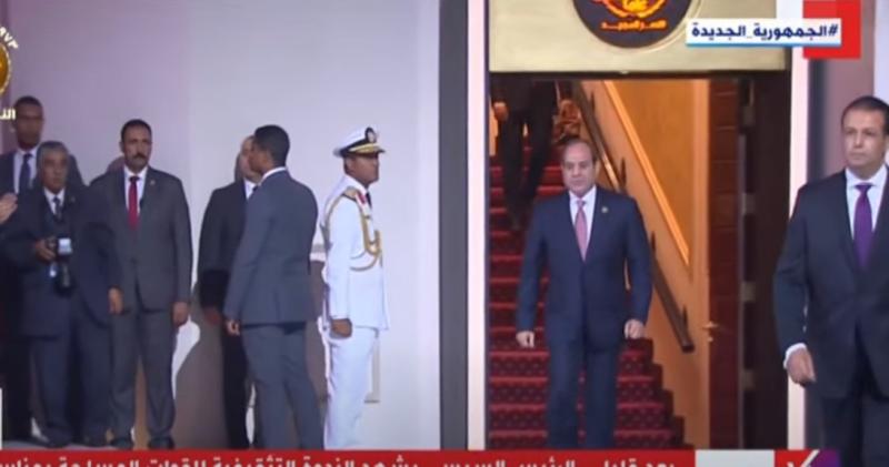 السيسي يصل مقر الندوة التثقيفية للقوات المسلحة بمناسبة ذكرى نصر أكتوبر