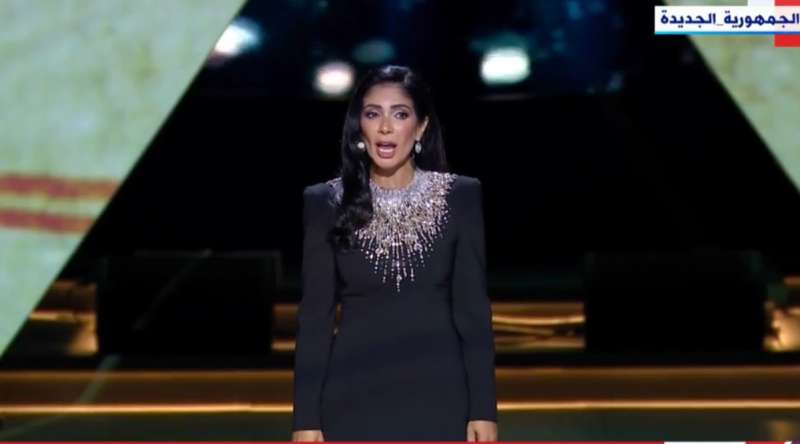 منى زكي