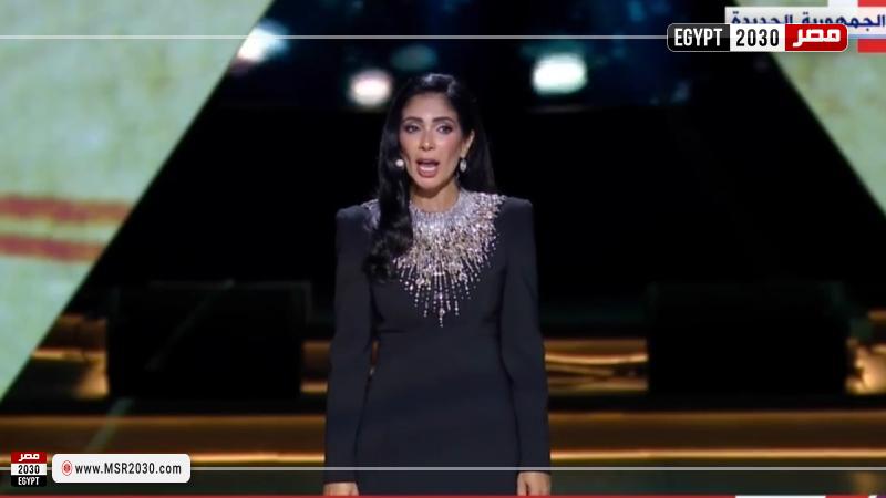 منى زكي