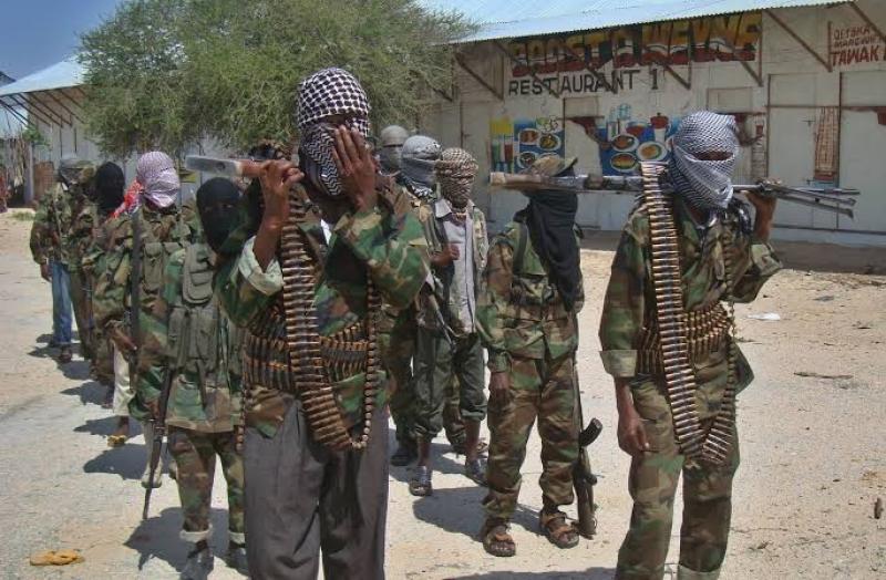 مقتل 35 شخصا في الصومال جراء اشتباك مع مسلحي حركة الشباب