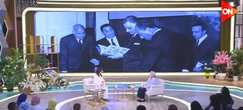«انسلخت روحه».. زوجة هيكل تروي لحظات حزن هيكل على رحيل عبد الناصر «فيديو»