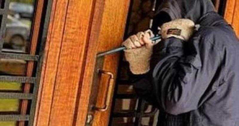 أمن الجيزة يضبط المتهمين بسرقة فيلا في كرداسة