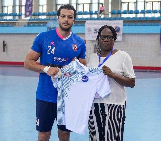 إبراهيم المصري يحصد جائزة أفضل لاعب في مباراة الأهلي وبي إم سي الكونغولي