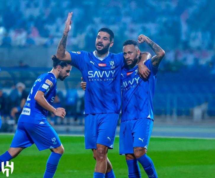 ميتروفيتش يقود هجوم الهلال ضد الأخدود في دوري روشن السعودي