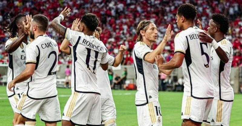 مستغلا أزمته مع ريال مدريد.. الهلال يقدم عرضا مغريا لنجم الفريق