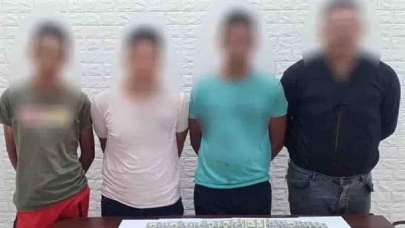 القبض على منتحلي صفة رجال شرطة بعد سرقة أموال مواطن بالخليفة