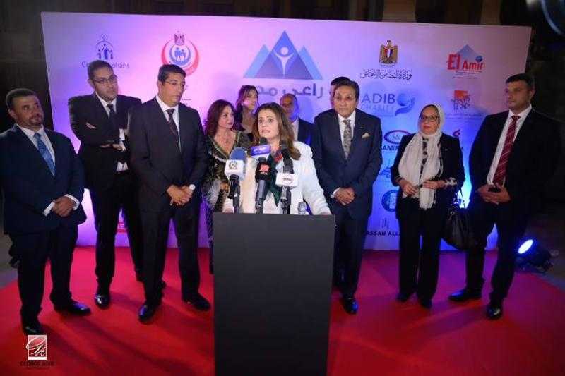 مؤسسة ”التجاري الدولي” و”راعي مصر” تحتفلان بتدشين 3 قوافل طبية بحضور وزيرة الهجرة
