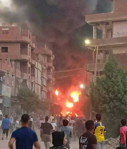 «مكون من 8 طوابق»: حريق هائل في مول للمفروشات ومنزل بالمنوفية