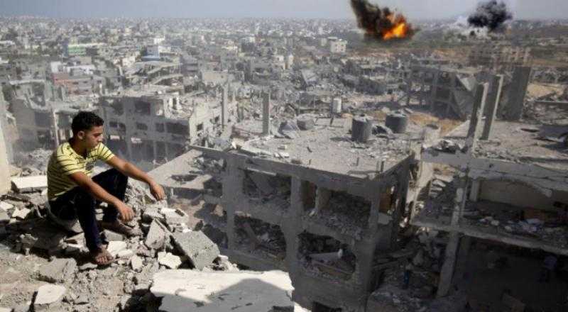 غزة بدون ماء ولا كهرباء ولا غذاء.. الحصار الإسرائيلي ينذر بكارثة إنسانية