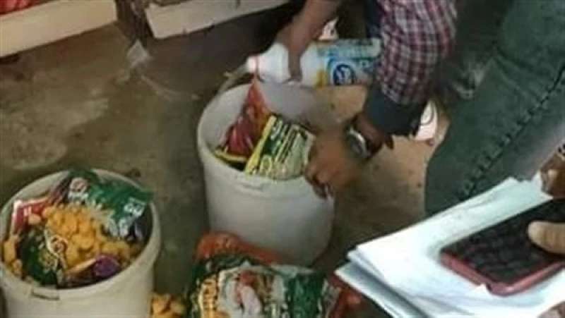 أغذية وعصائر غير صالحة 