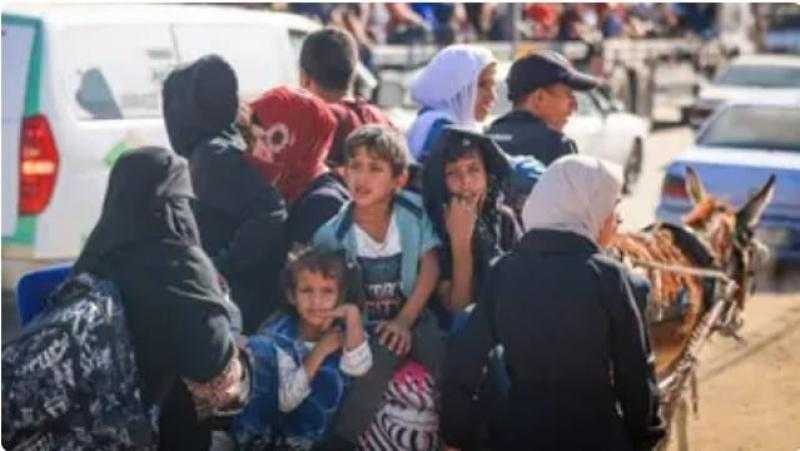 إسرائيل تمدد مهلة إخلاء غزة.. وتفتح شارعين رئيسيين