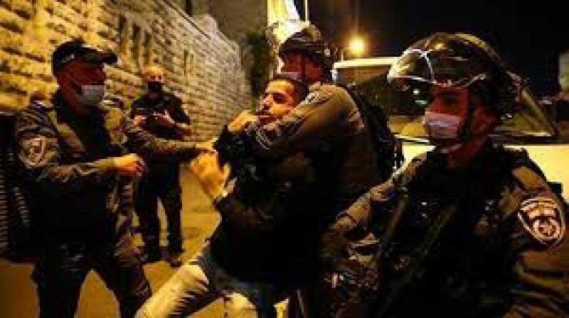 اعتقال 230 ناشطا بالضفة.. الاحتلال الإسرائيلي يعتقل عضوا بارزا بحركة حماس
