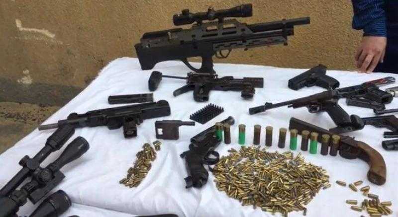 الداخلية تضبط ترسانة أسلحة وأقراص مخدرة في مطروح