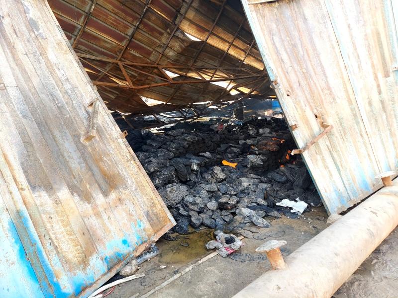 الصور الأولى لحريق مصنع الأحذية بالمرج