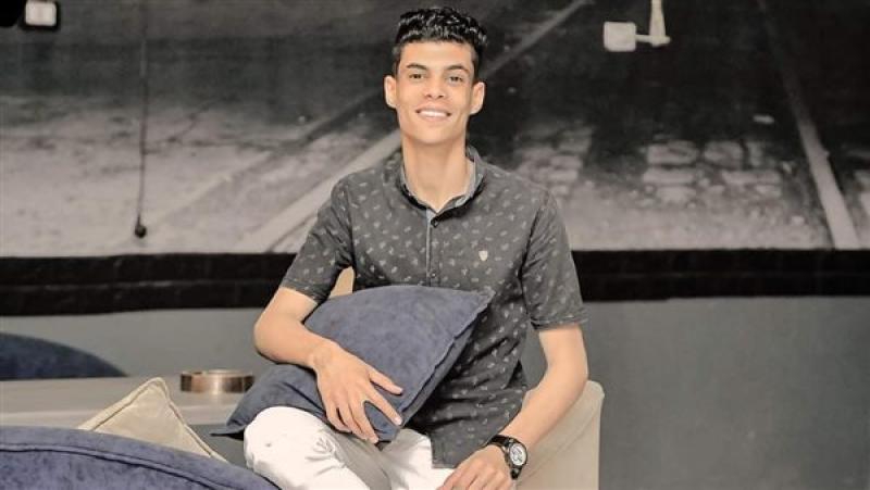 الشاب المتوفي 