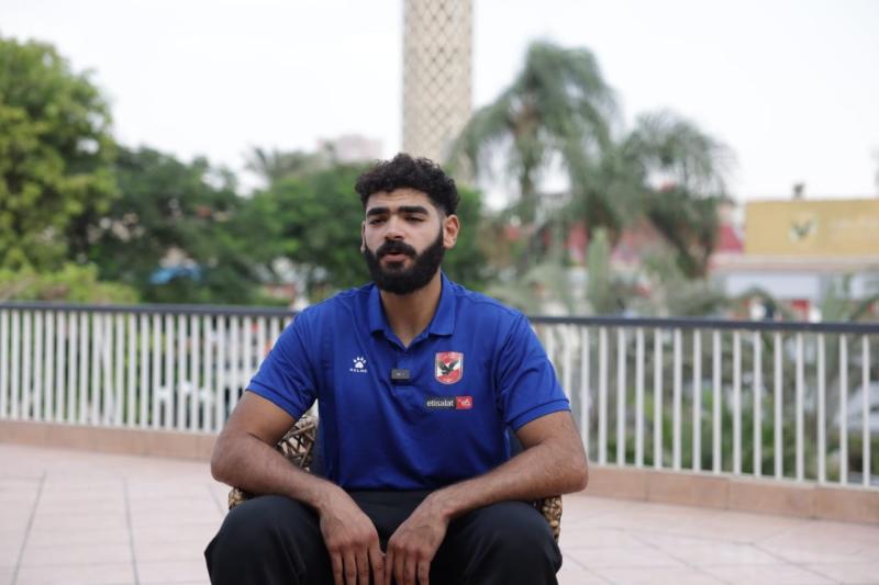 عبدالرحمن حميد: الأهلي ساندني في أصعب اللحظات.. ونسعى للفوز بكل الألقاب