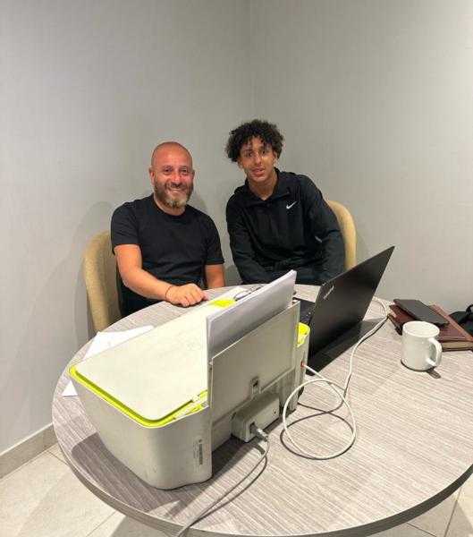 نجم آرسنال الشاب ينضم لمعسكر منتخب مصر