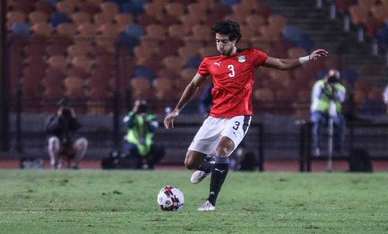 محمد هاني يتعرض للطرد في مواجهة الجزائر الودية