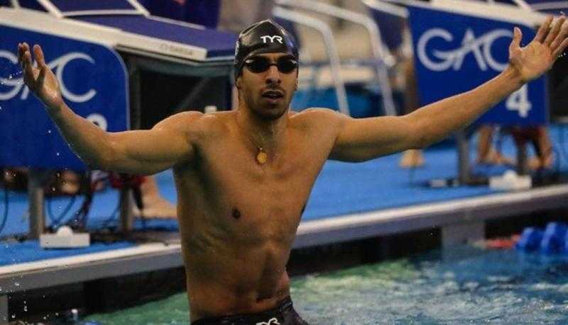 عبد الرحمن سامح يتأهل لنهائي سباق 50 متر فراشة بكأس العالم للسباحة