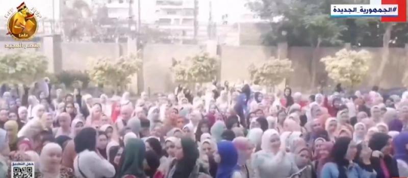 شاهد.. مسيرات في جامعات مصرية تأييدًا لموقف السيسي بشأن القضية الفلسطينية