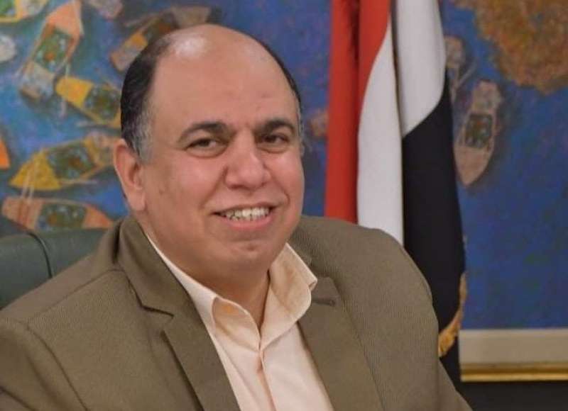 الكاتب الصحفي هشام يونس