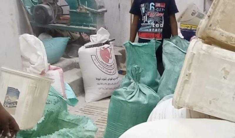 إيقاف أمين مخازن مطاحن جنوب القاهرة عن العمل بسبب أجولة دقيق فارغة