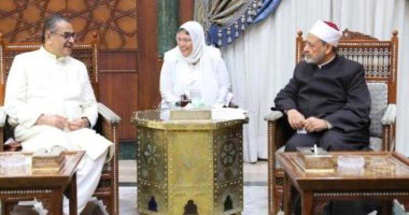 وزير الشؤون الدينية بباكستان: مواقف الأزهر تدعو للفخر