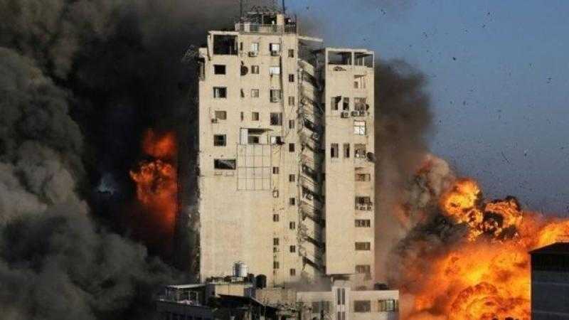 تقرير: انخراط حزب الله في حرب مع الاحتلال يزيد نفوذ إيران في لبنان