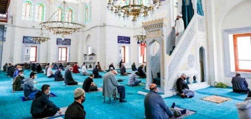 بث مباشر- نقل شعائر صلاة الجمعة من مسجد بدر بمحافظة السويس