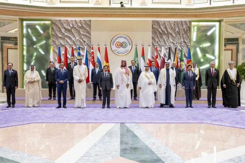 محمد بن زايد: الإمارات تنظر باهتمام كبير للعلاقة مع دول الآسيان