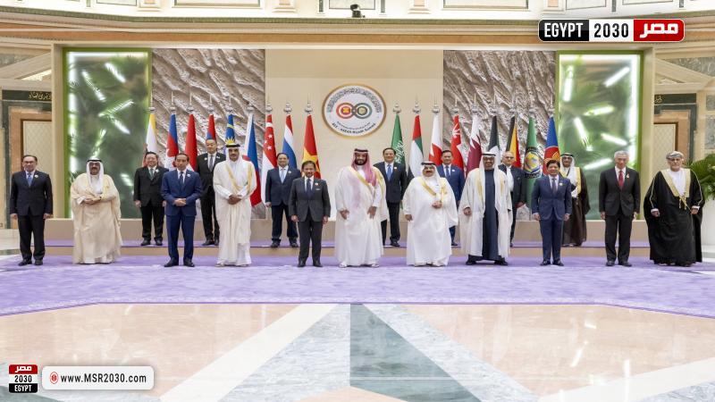  الشيخ محمد بن زايد آل نهيان