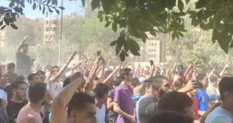 من الأزهر لفلسطين معاكم ليوم الدين.. هتافات من طلاب جامعة الأزهر