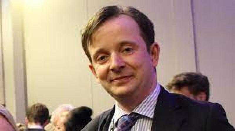 كريس دويل يطالب بمعاقبة إسرائيل على جرائم الحرب في غزة