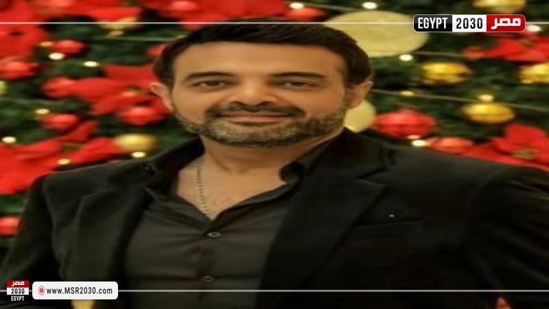 عمرو محمود ياسين 