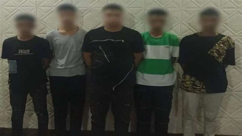المتهمين 