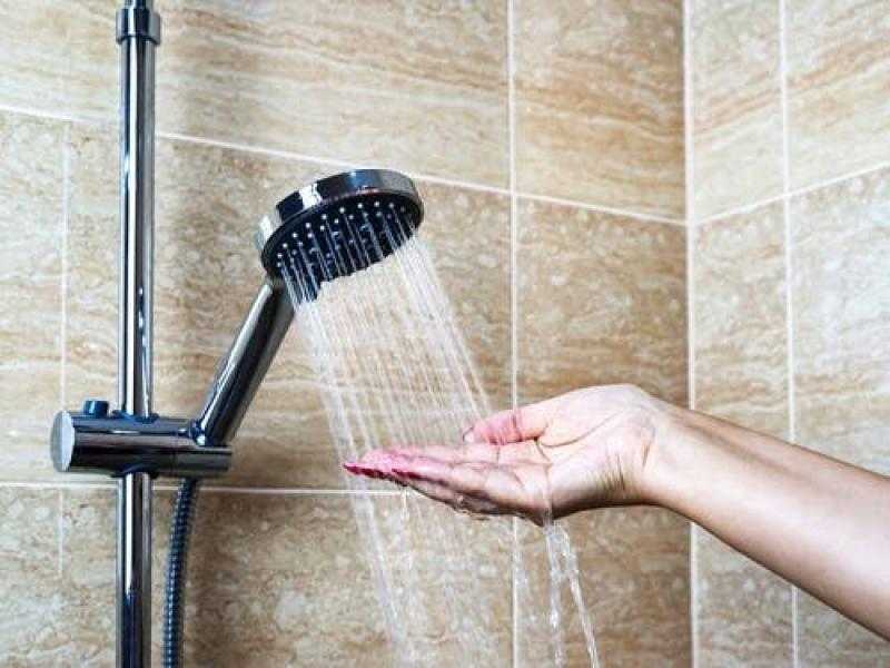 هل الاستحمام يغني عن الوضوء للصلاة؟.. علي جمعة يجيب