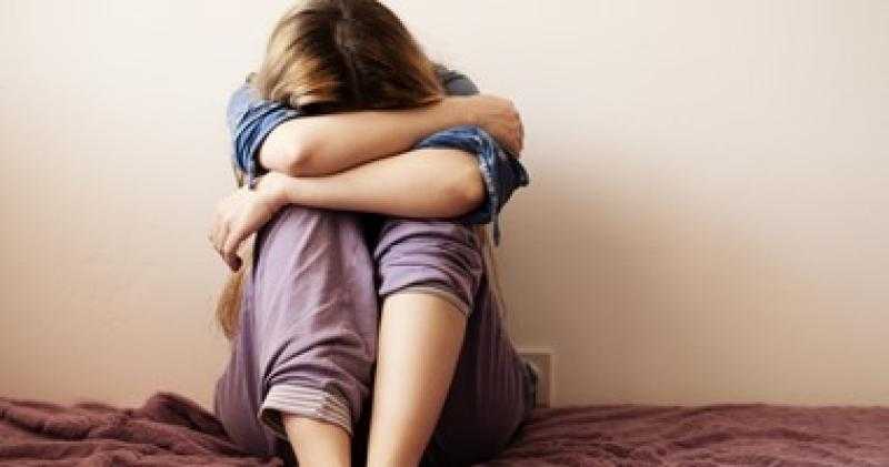 ربة منزل تكشف تفاصيل تعدي زوجها جنسيا على ابنته بالمعصرة