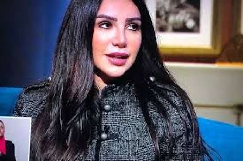 إنجي علاء 