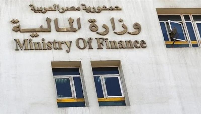 «المالية» تعلن توافر مخصصات مرتبات أكتوبر بالزيادة الجديدة في الجهات الإدارية