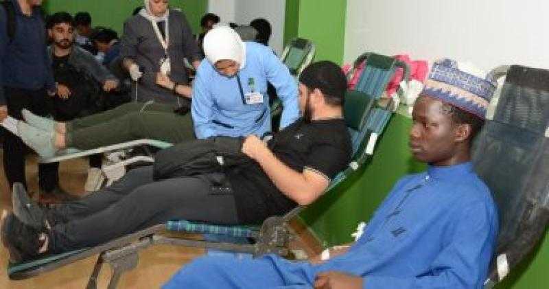 منظمة خريجي الأزهر تنظم حملة للتبرع بالدم تضامنا مع أهل غزة