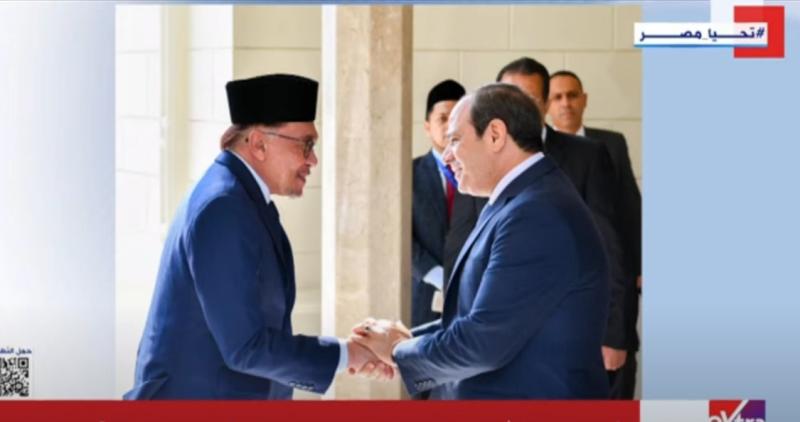 الرئيس السيسي يستقبل رئيس وزراء ماليزيا بقصر الاتحادية