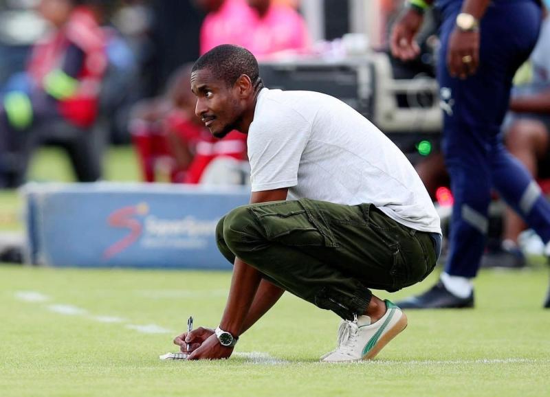 أزمة تواجه مدرب صن داونز قبل لقاء الأهلي بالدوري الإفريقي