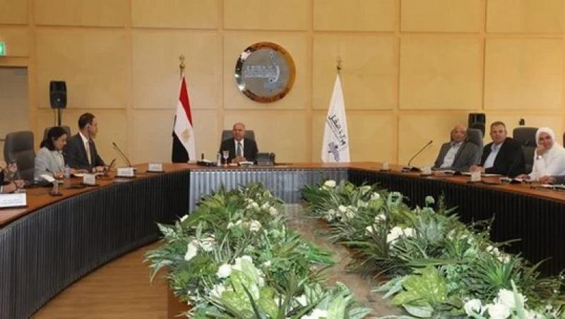 آخر مستجدات مشروع تطوير خط لوجستيات التجارة بين القاهرة والإسكندرية