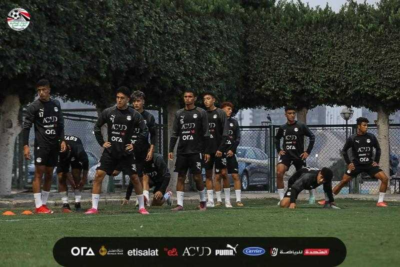 منتخب مصر للشباب يتدرب على فترتين.. وميكالي يؤازر الجهاز الفني واللاعبين