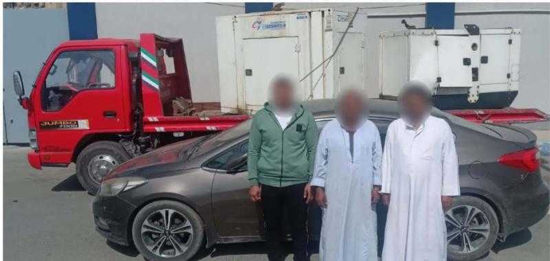 3 أشخاص وراء سرقة محتويات برج شبكة شركة محمول في الشيخ زايد