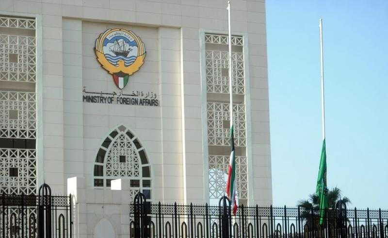 الكويت تدعو مواطنيها في لبنان للعودة الطوعية