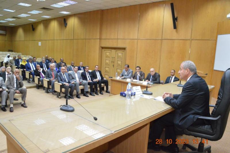 وزير التموين 