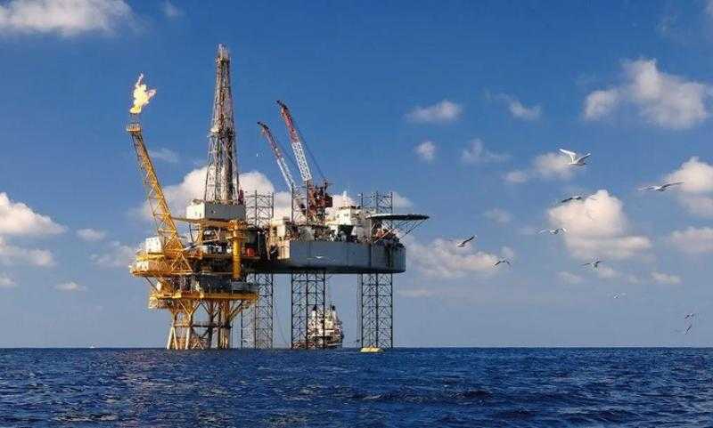 تفاصيل أول تحرك عربي لقطع البترول والغاز عن الدول الداعمة لإسرائيل